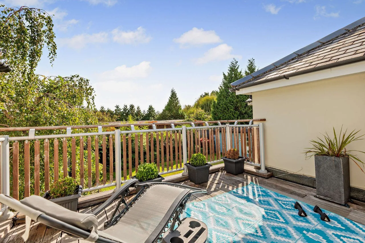 Warfield Street, Warfield, RG42, photo 10