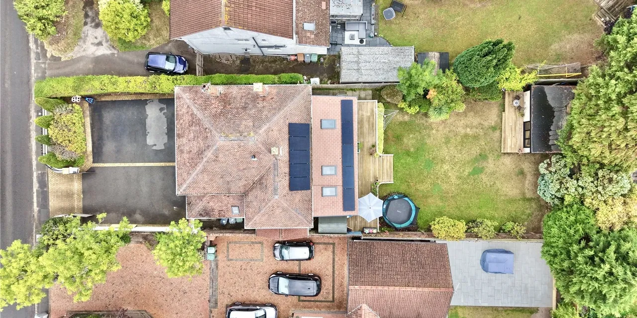 Barnston Road, Heswall, CH60, photo 22