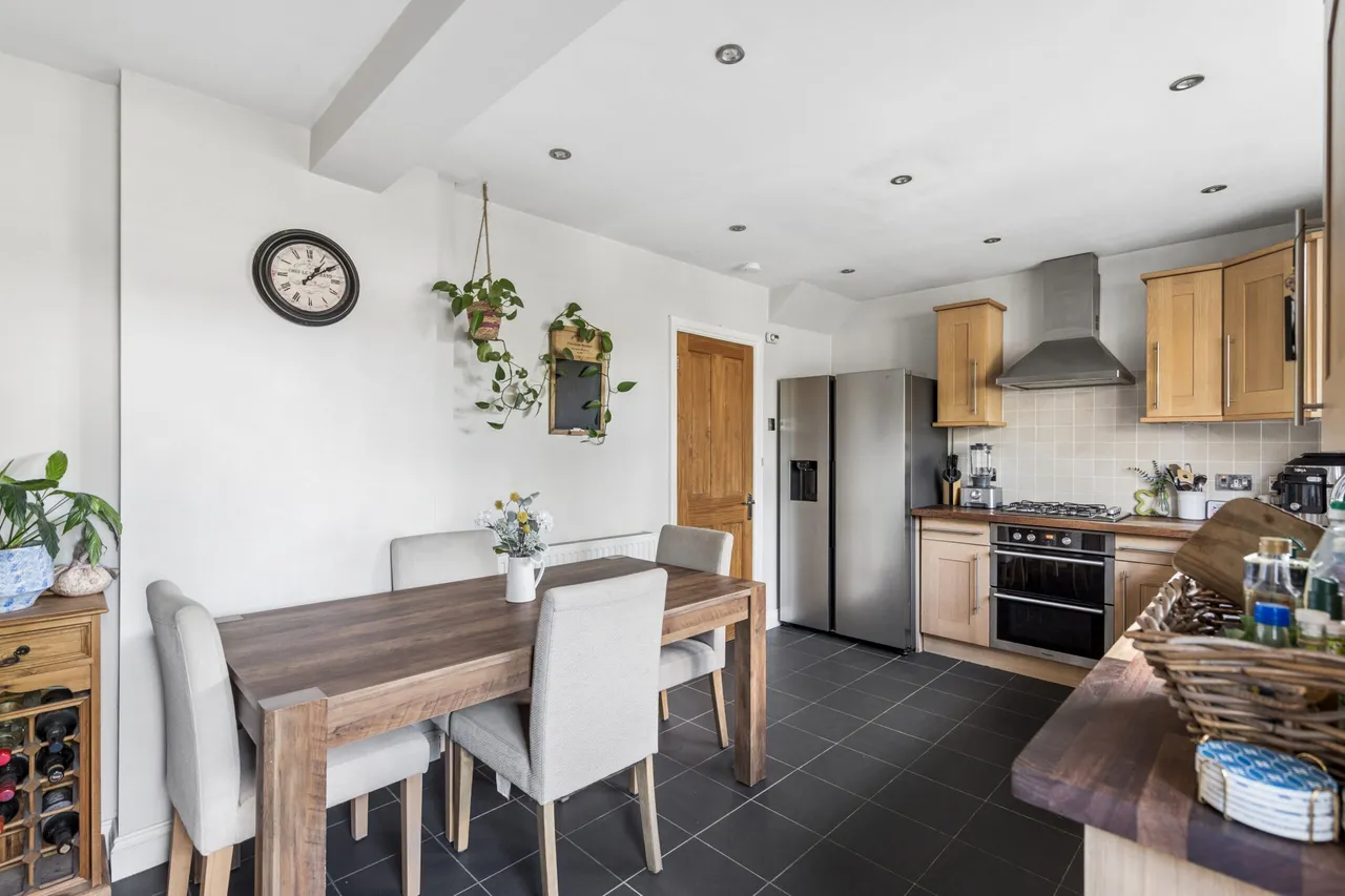 Coates Way, Watford, WD25, photo 5