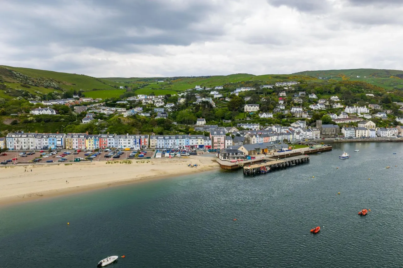 Glandovey Terrace, Aberdovey, LL35, photo 2