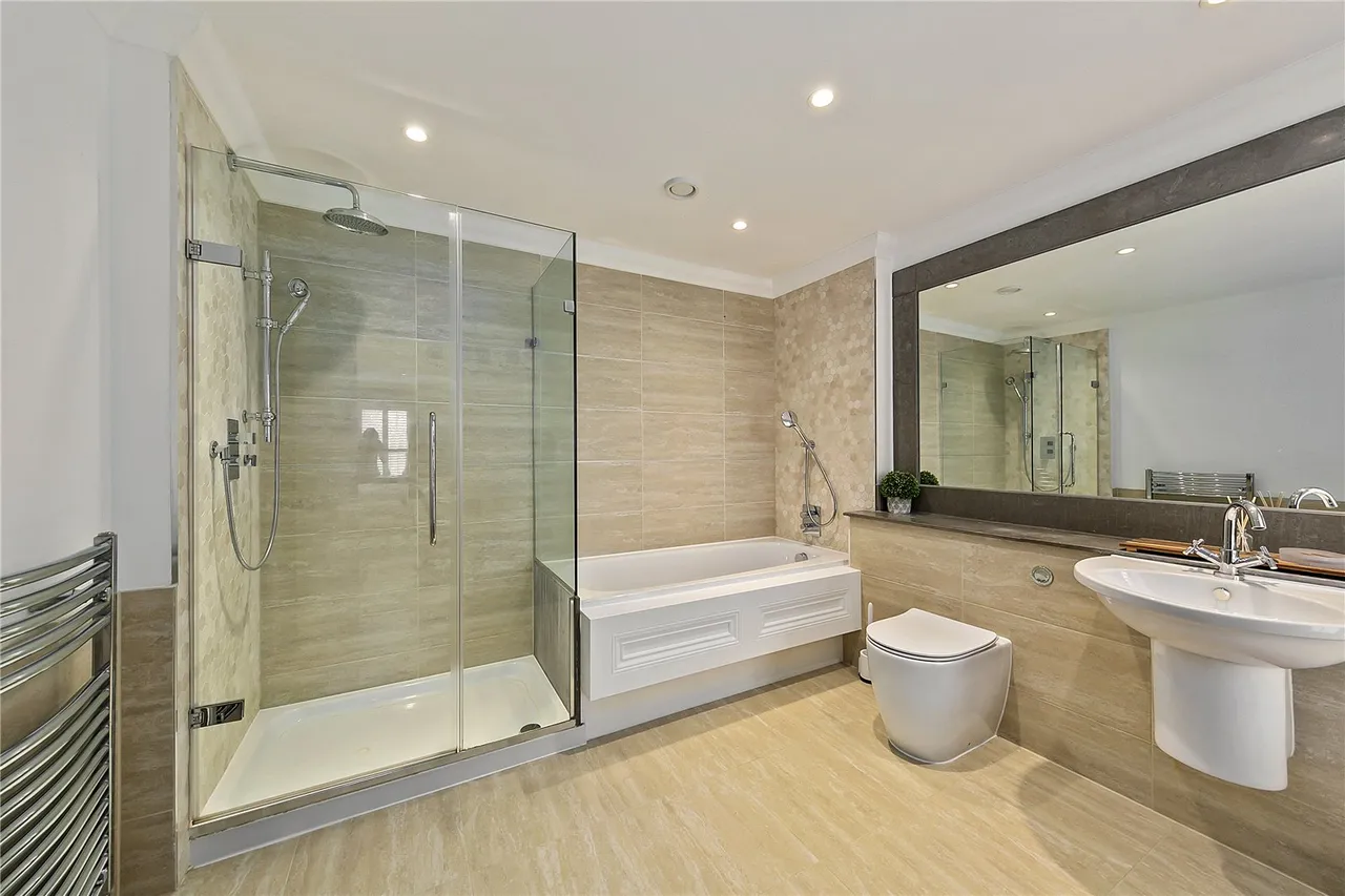 Martineau Drive, Twickenham, TW1, photo 12