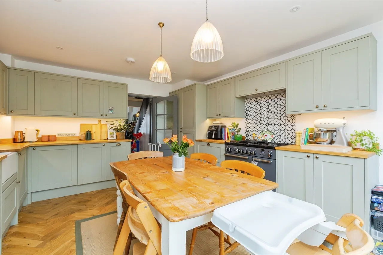 Victoria Street, Aylesbury, HP20, photo 9