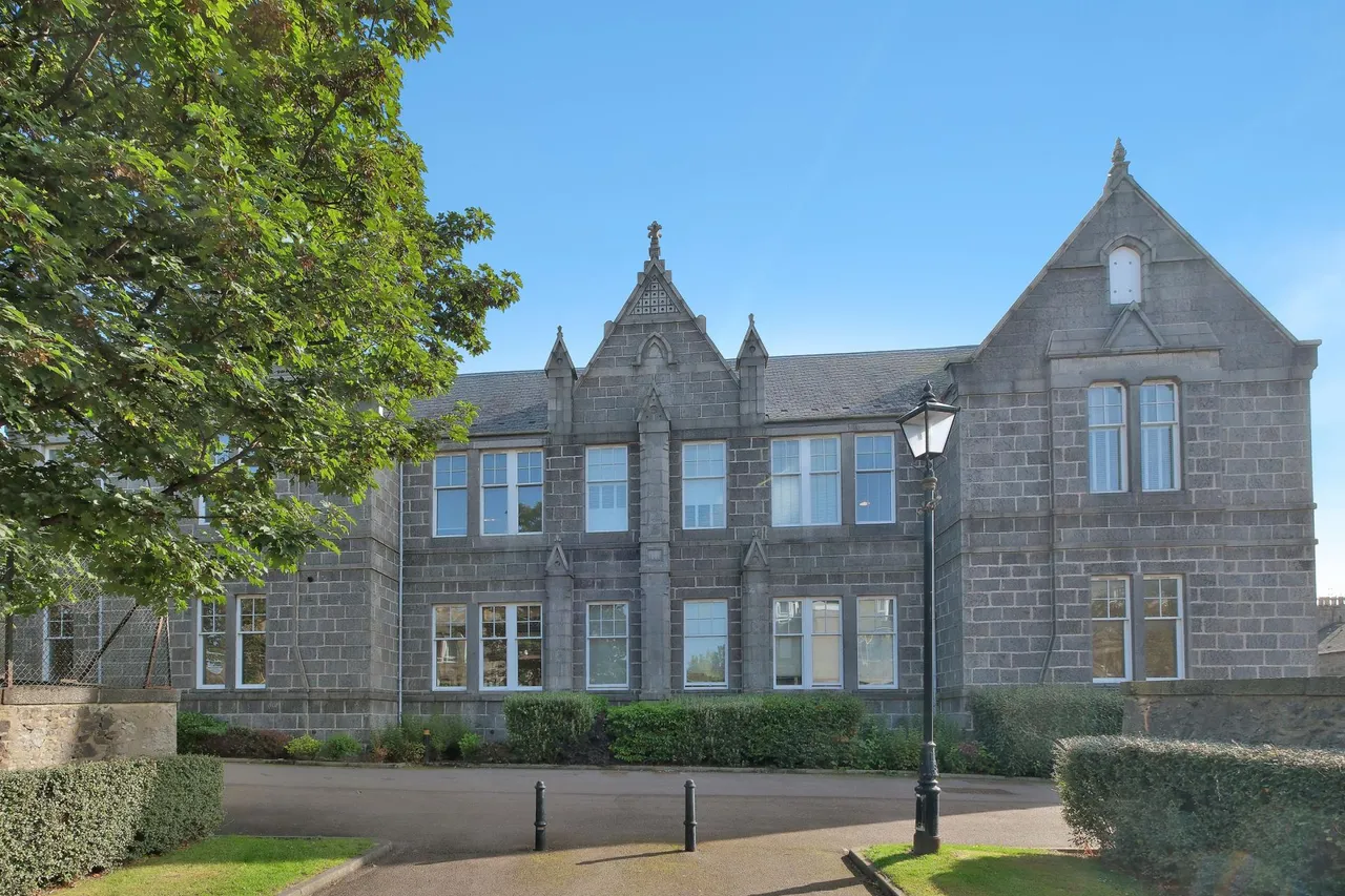 2 bed flat for sale, King Street, The City Centre, AB24