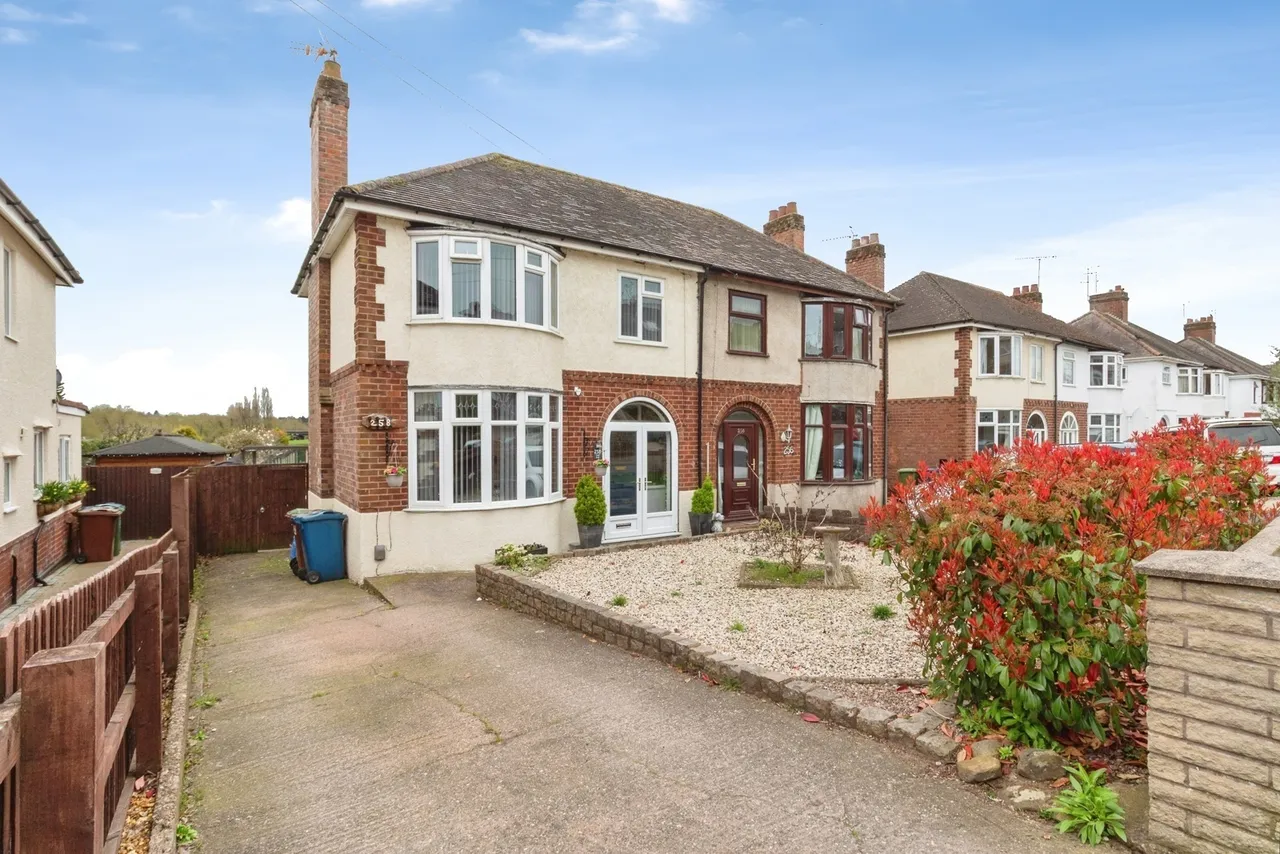 3 bed house for sale — Tixall Road, Stafford, Staffordshire, ST16