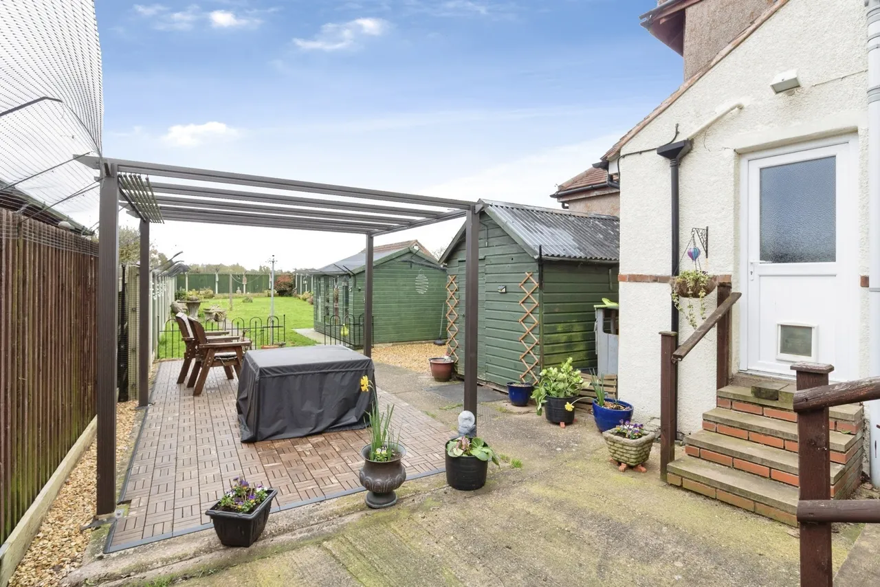 Tixall Road, Stafford, Staffordshire, ST16, photo 13