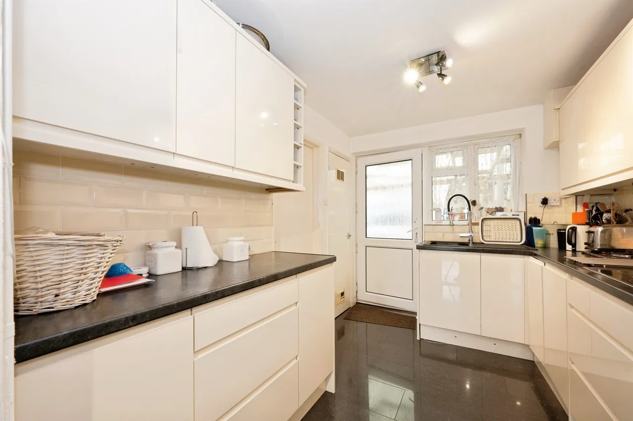 Mann Close, Whitchurch, RG28, photo 6