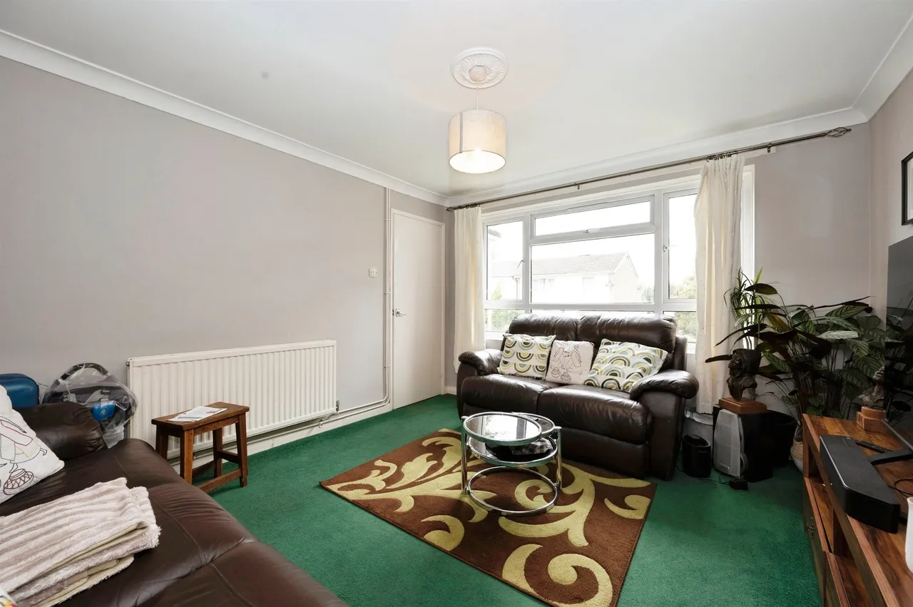 Mann Close, Whitchurch, RG28, photo 3