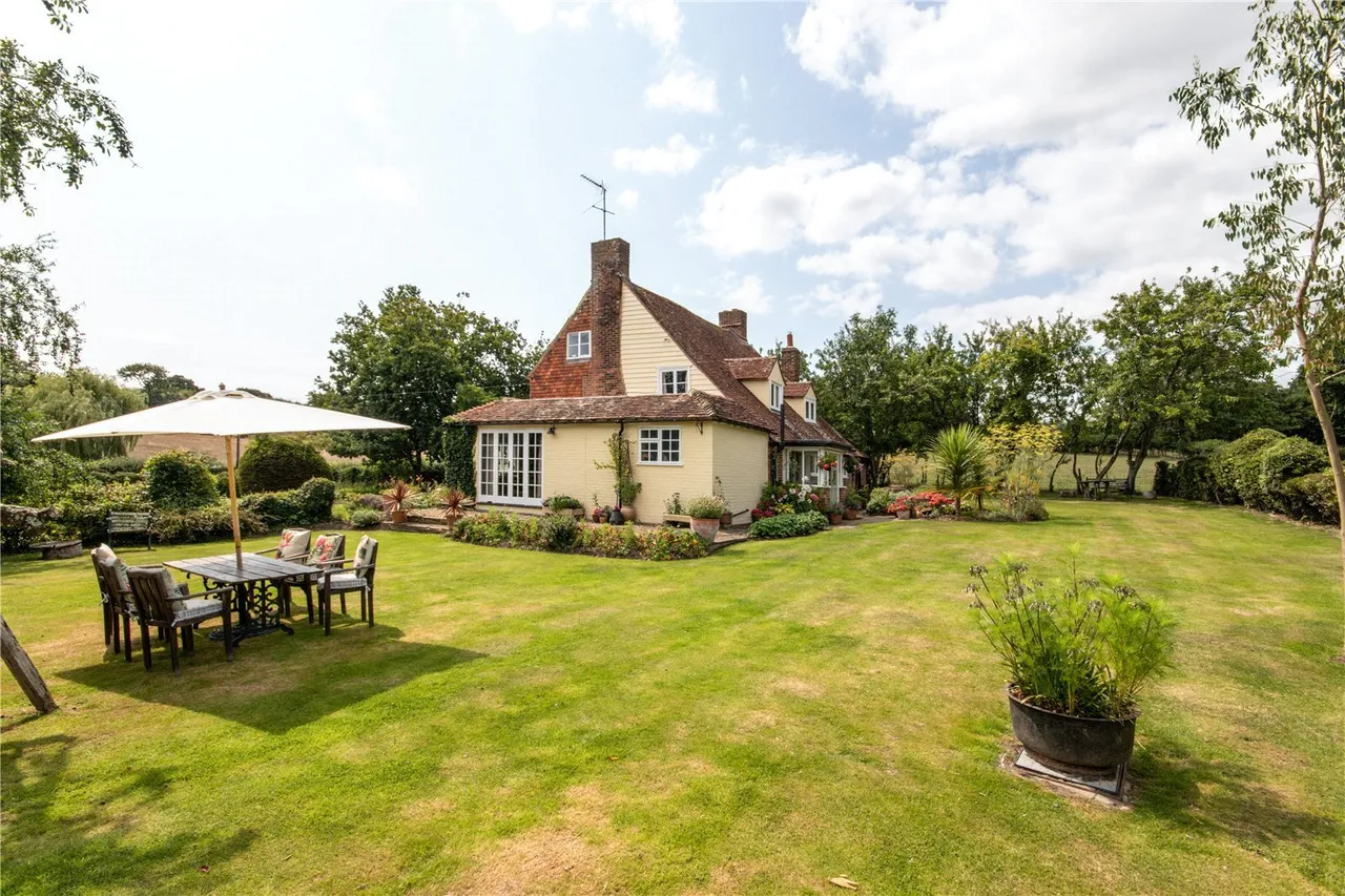 Tanhouse Lane, Peasmarsh, TN31, photo 11