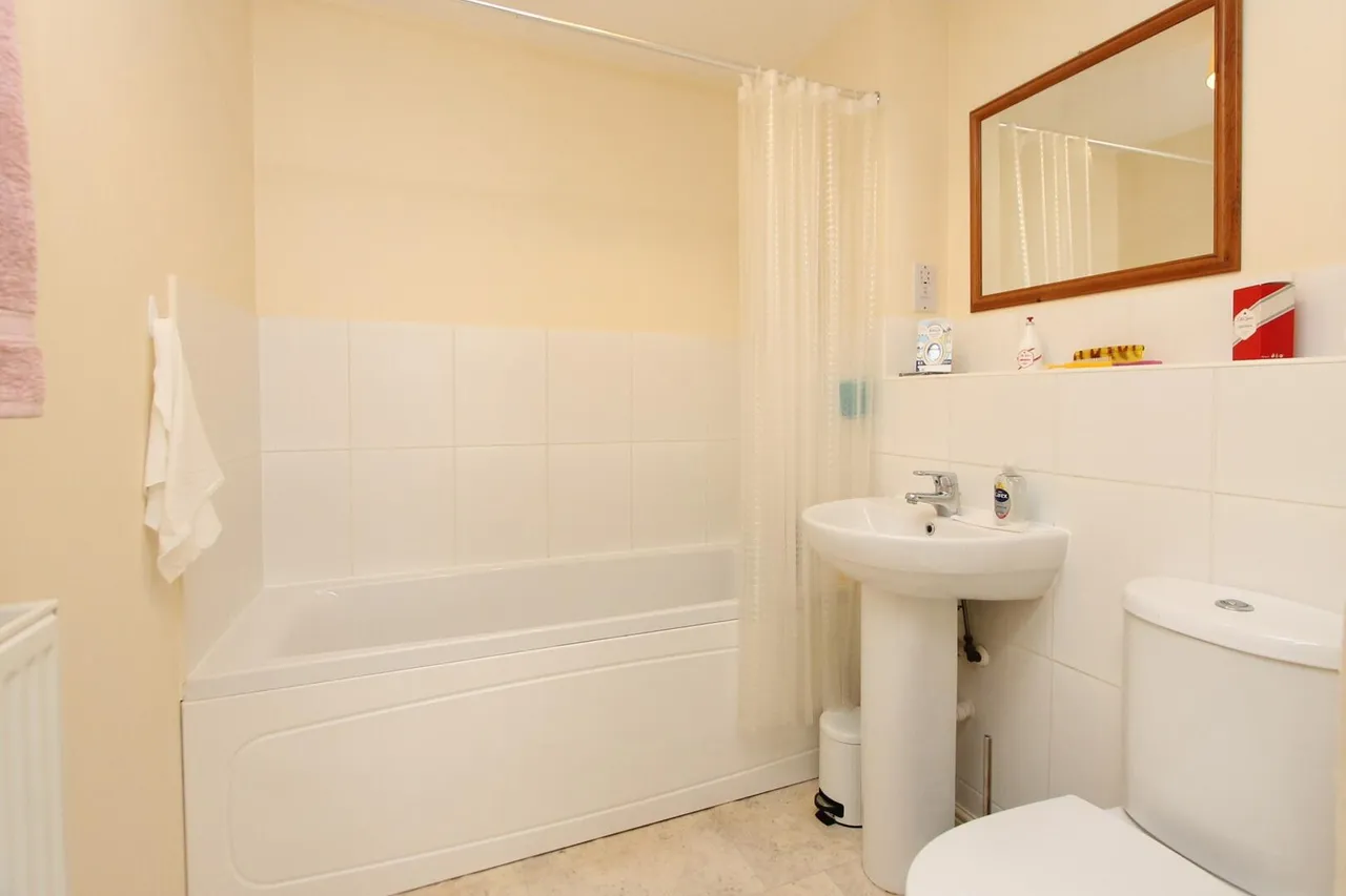 Trefoil Gardens, Amblecote, Stourbridge, photo 9