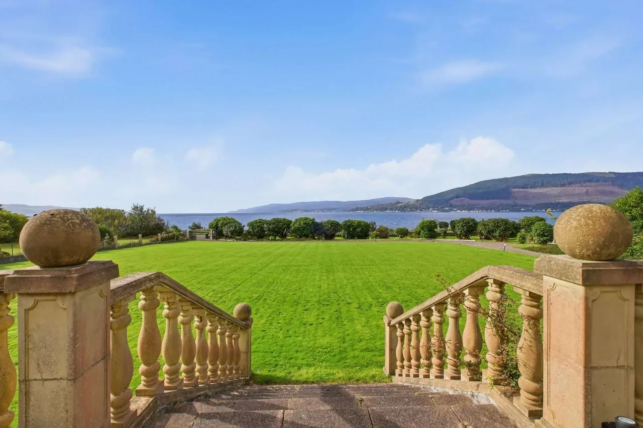 Shore Road, Cove, G84, photo 2