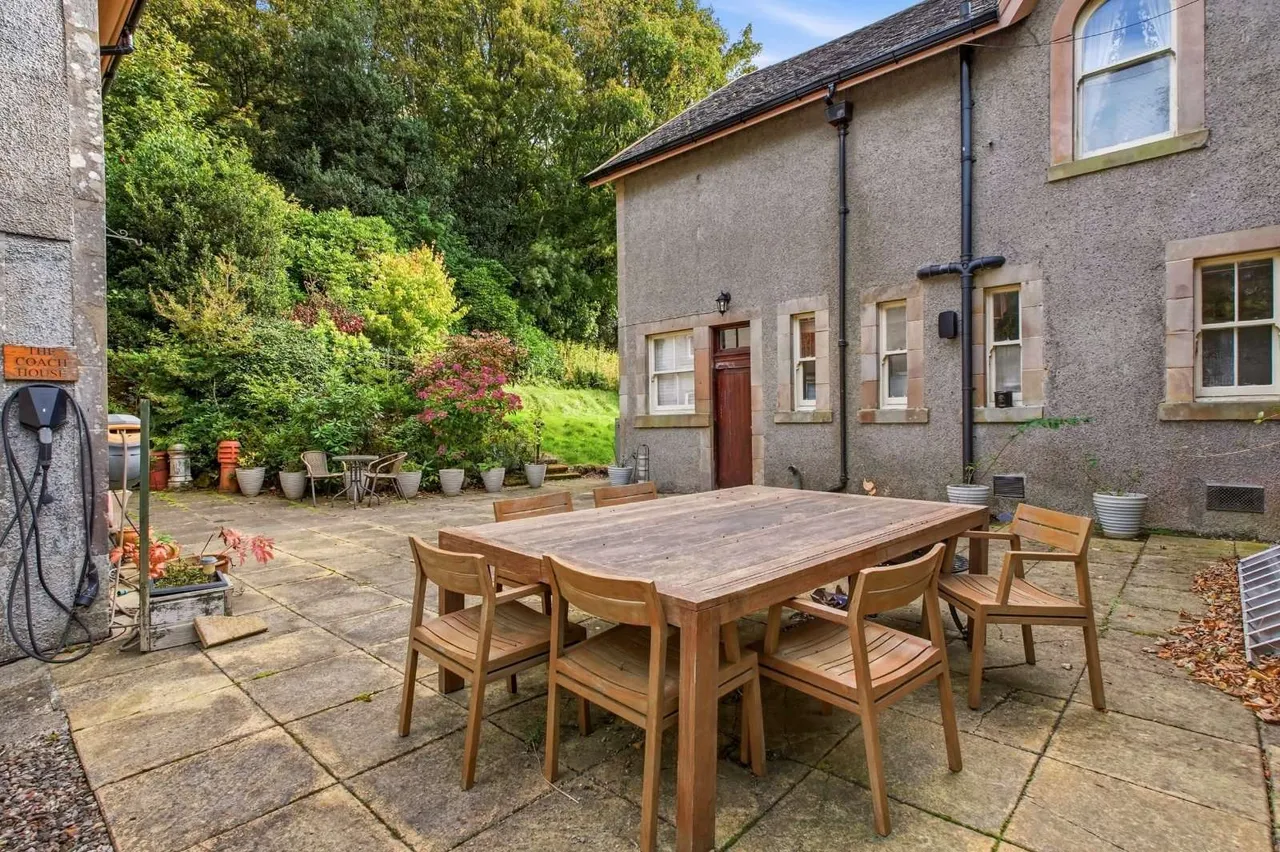 Shore Road, Cove, G84, photo 25