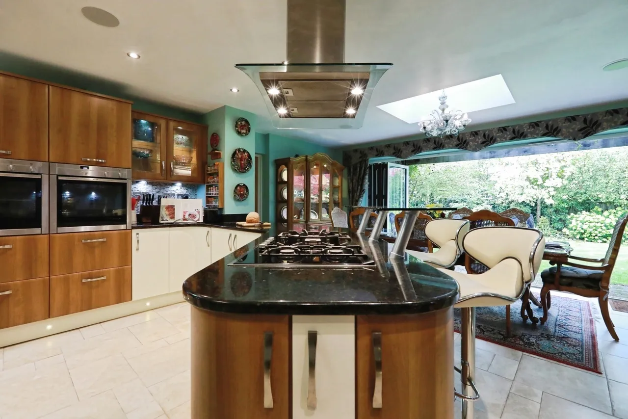 Broadway Road, Childswickham, WR12, photo 28