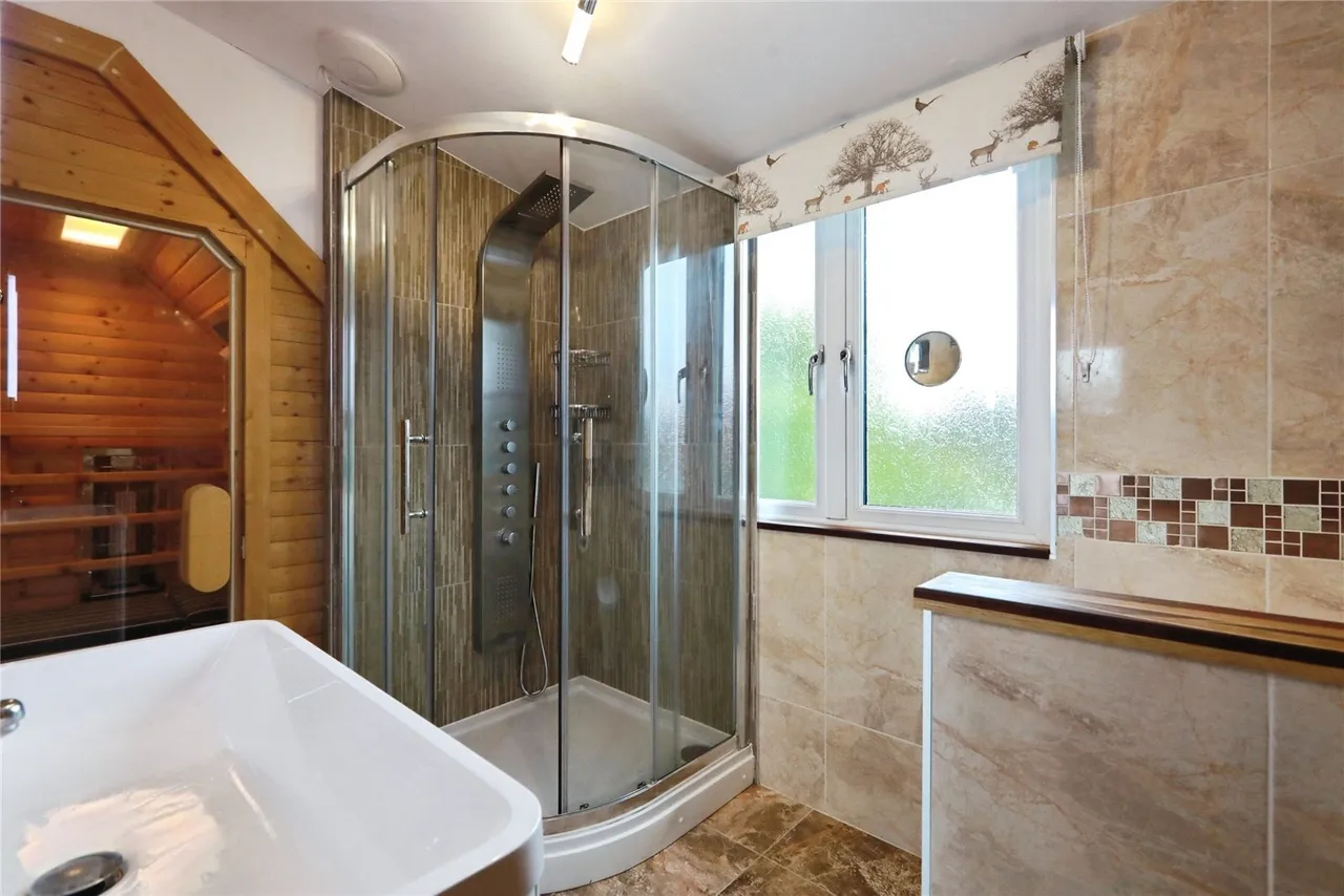Broadway Road, Childswickham, WR12, photo 10