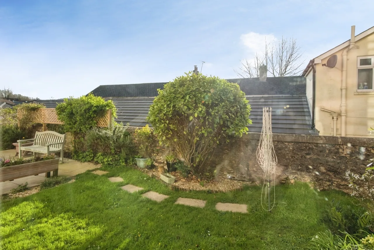 King Street, Honiton, EX14, photo 16