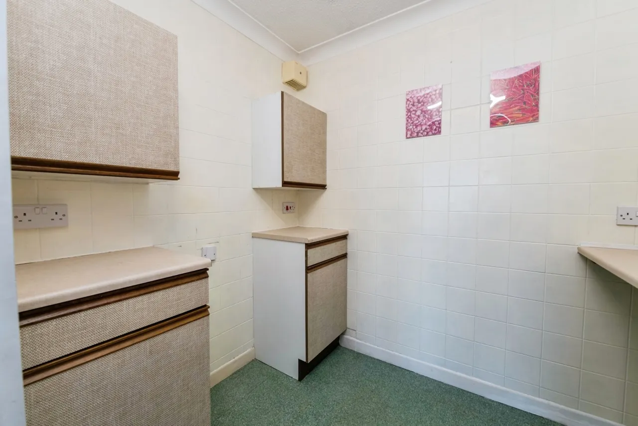 King Street, Honiton, EX14, photo 12