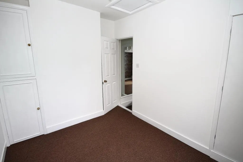 Coventry Road, London, SE25, photo 8