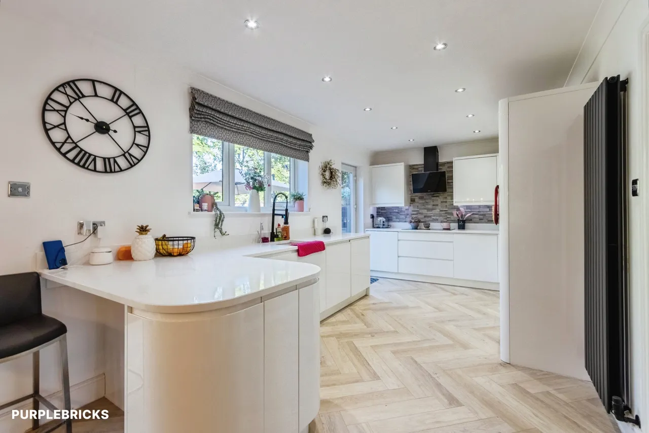 Wallace Gardens, Wakefield, WF3, photo 12