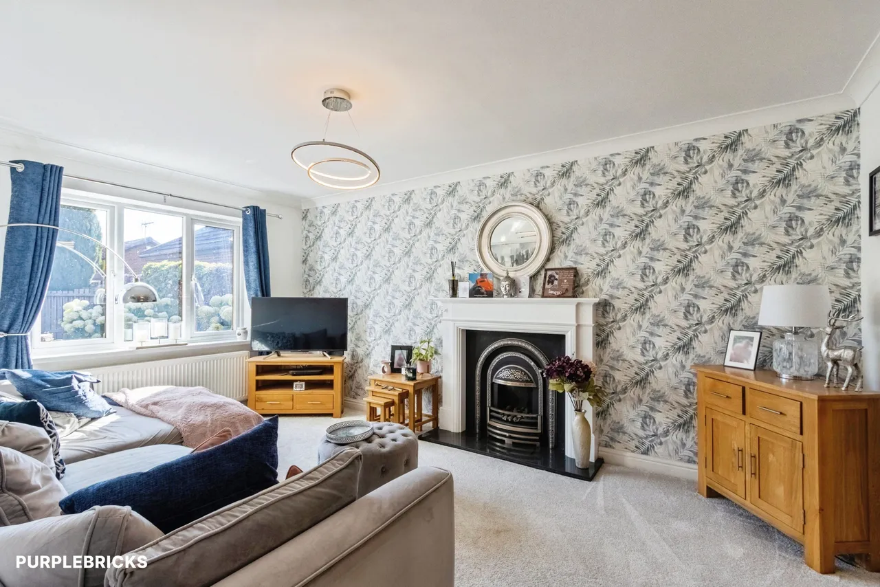 Wallace Gardens, Wakefield, WF3, photo 14