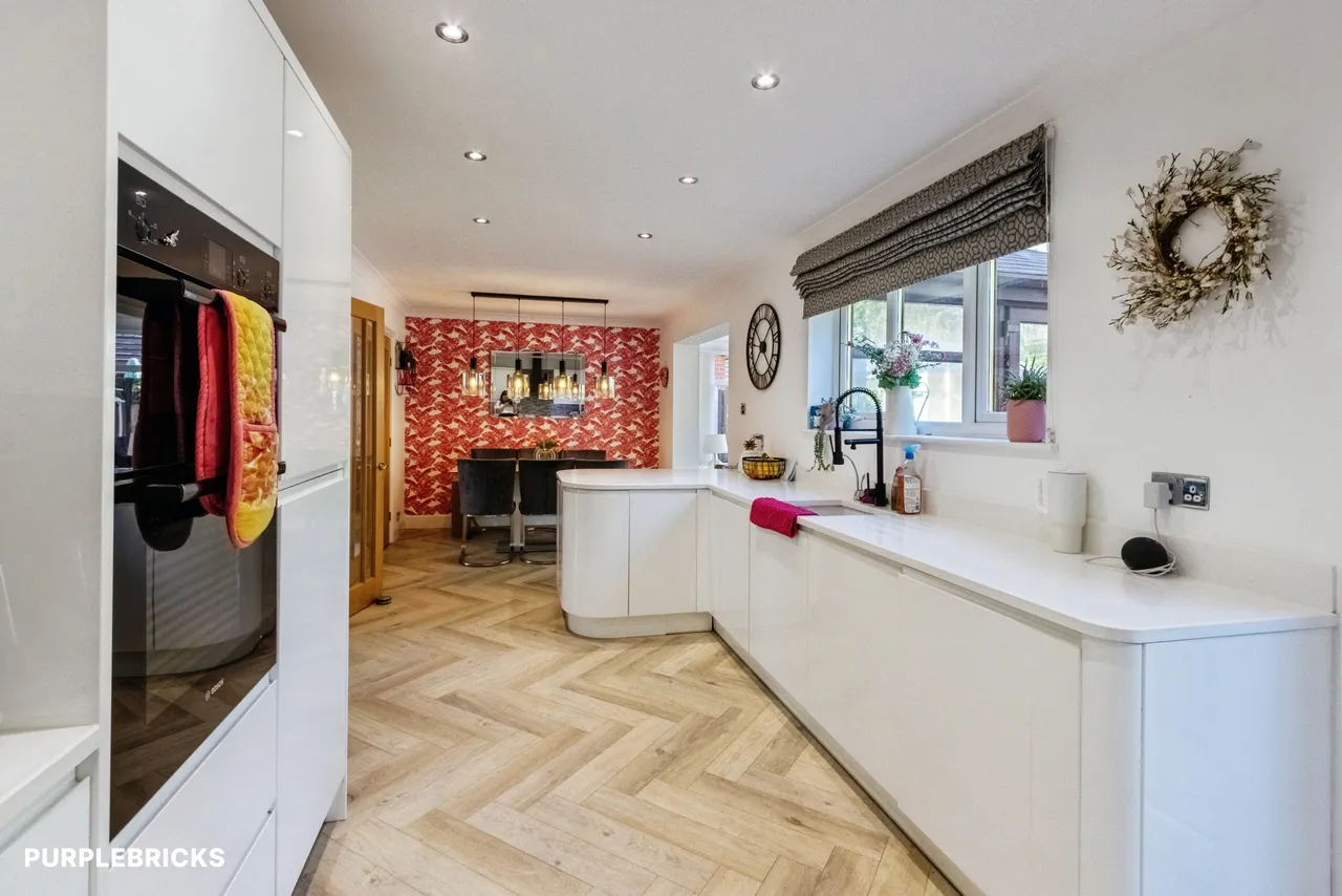 Wallace Gardens, Wakefield, WF3, photo 10