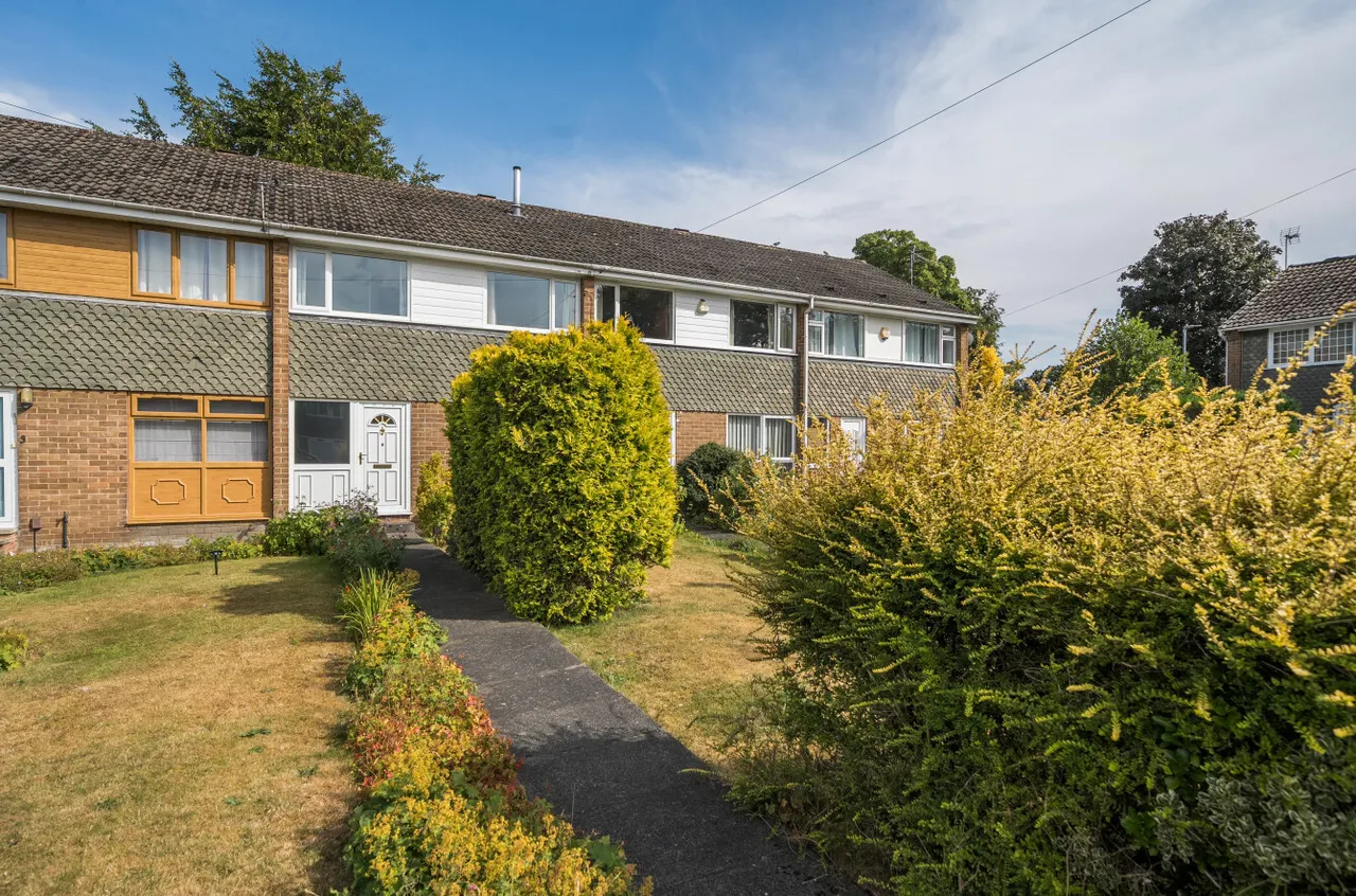3 bed house for sale, Brookhill Close, Alwoodley, LS17