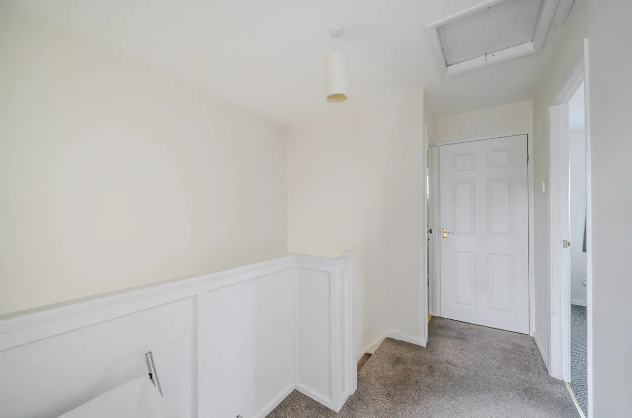 Brookhill Close, Alwoodley, LS17, photo 11
