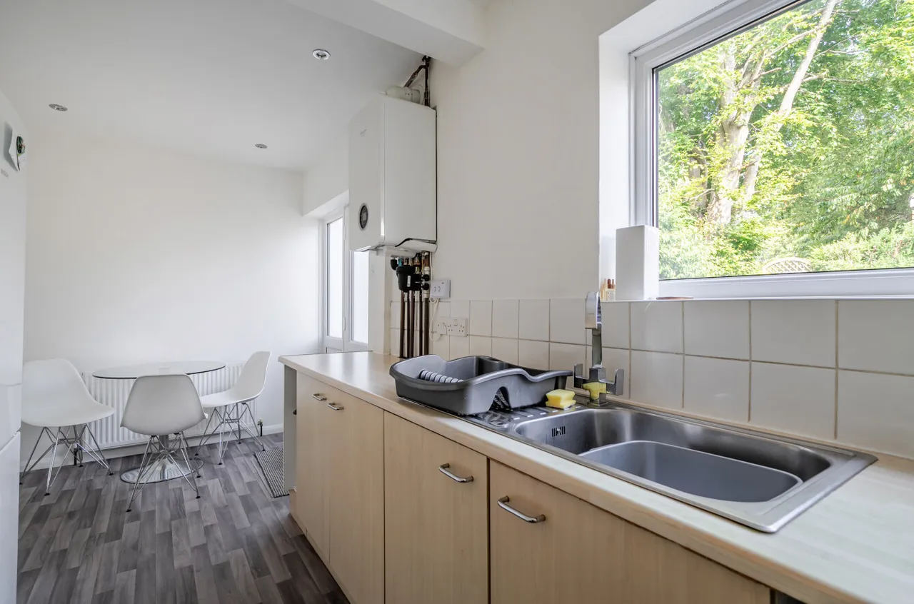 Brookhill Close, Alwoodley, LS17, photo 8