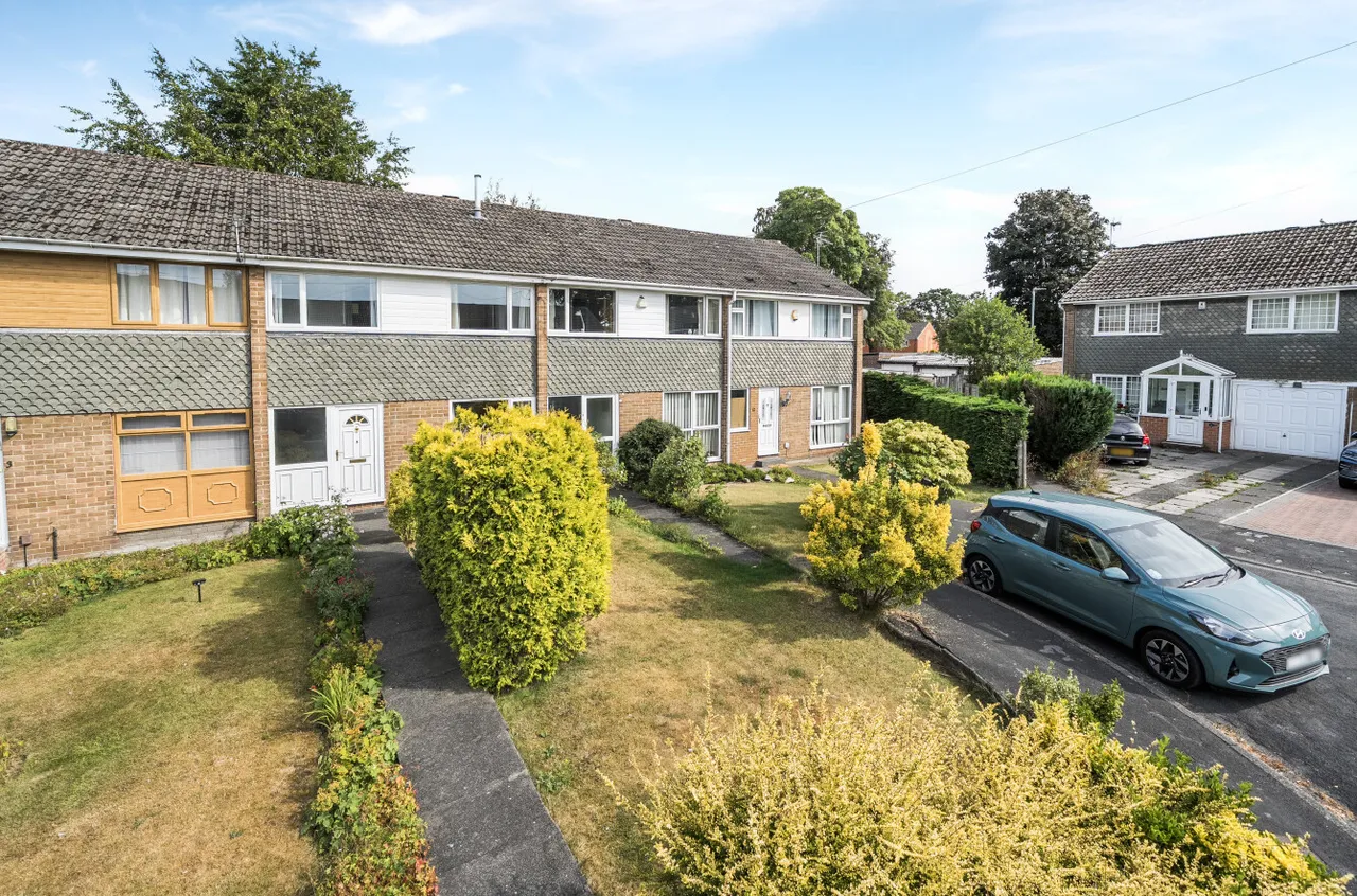 Brookhill Close, Alwoodley, LS17, photo 4