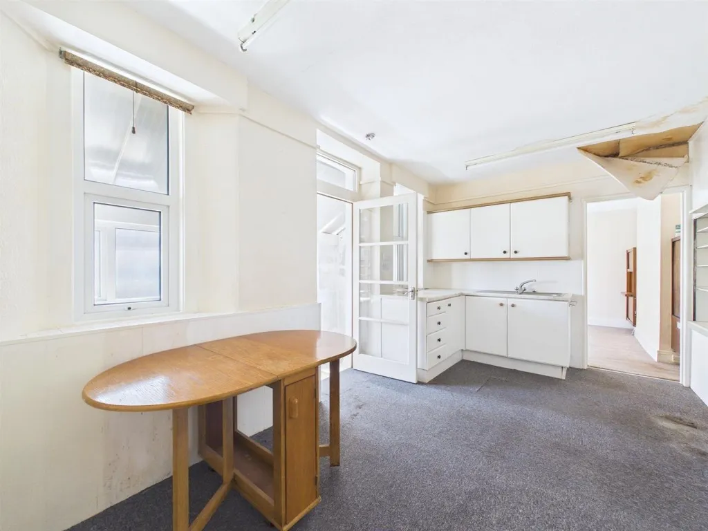 9, Queens Road, Clevedon, BS21 7TH, photo 8