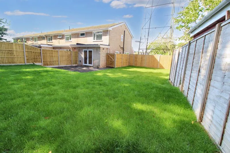 By The Wood Calmore, Southampton SO40 2FQ, photo 16