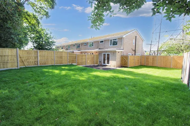 By The Wood Calmore, Southampton SO40 2FQ, photo 17