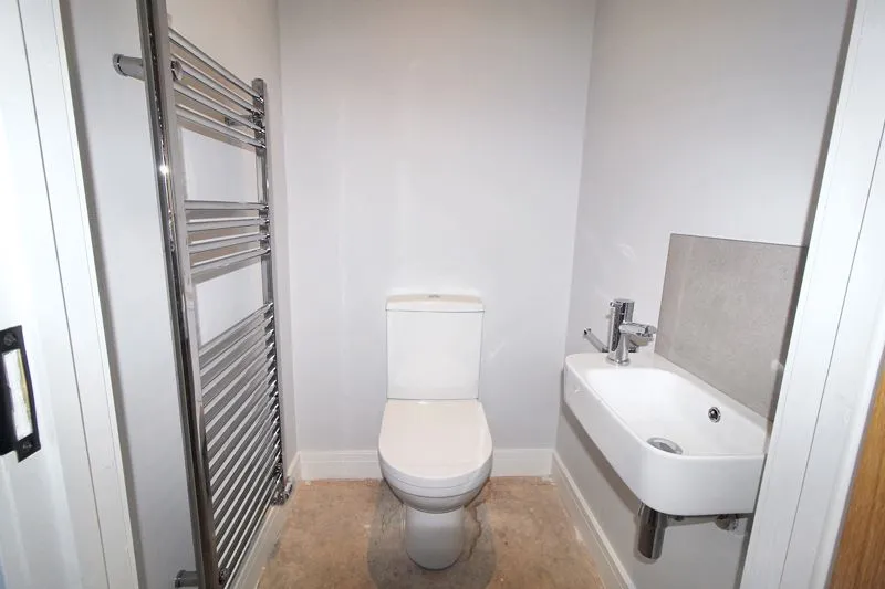 By The Wood Calmore, Southampton SO40 2FQ, photo 5