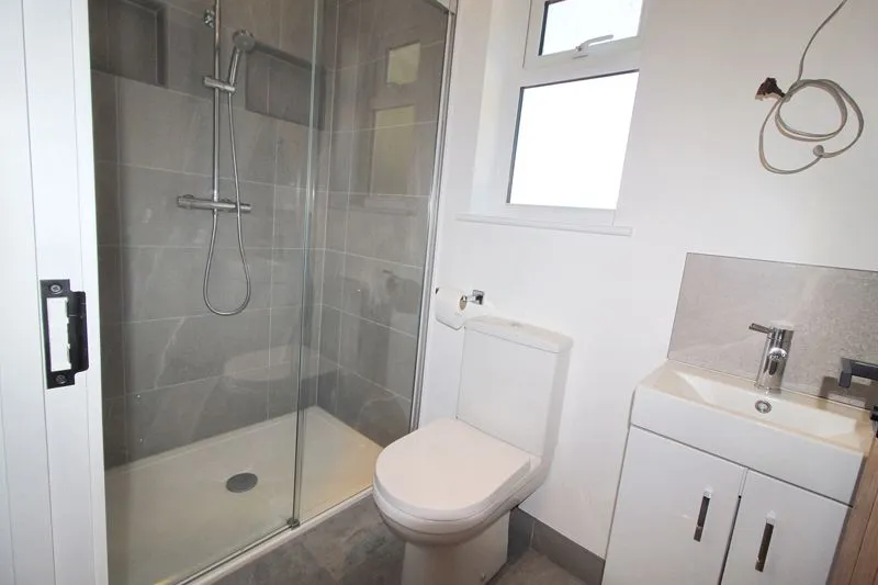 By The Wood Calmore, Southampton SO40 2FQ, photo 12