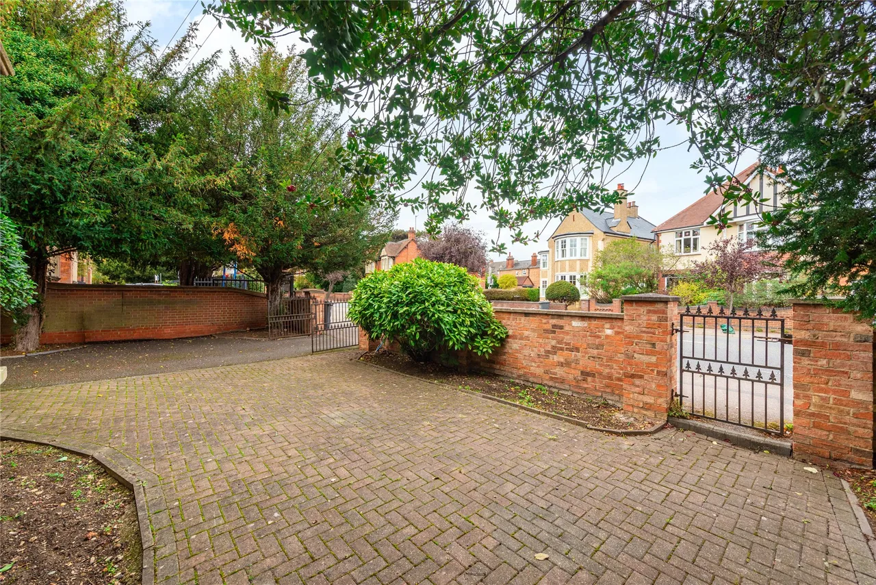 Goldington Road, Bedford, MK40, photo 22