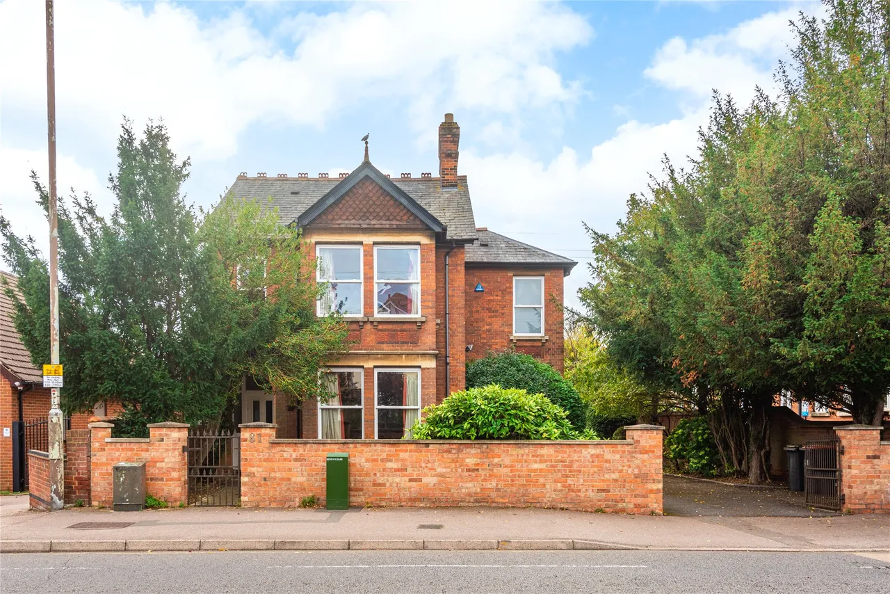 5 bed property for sale, Goldington Road, Bedford, MK40