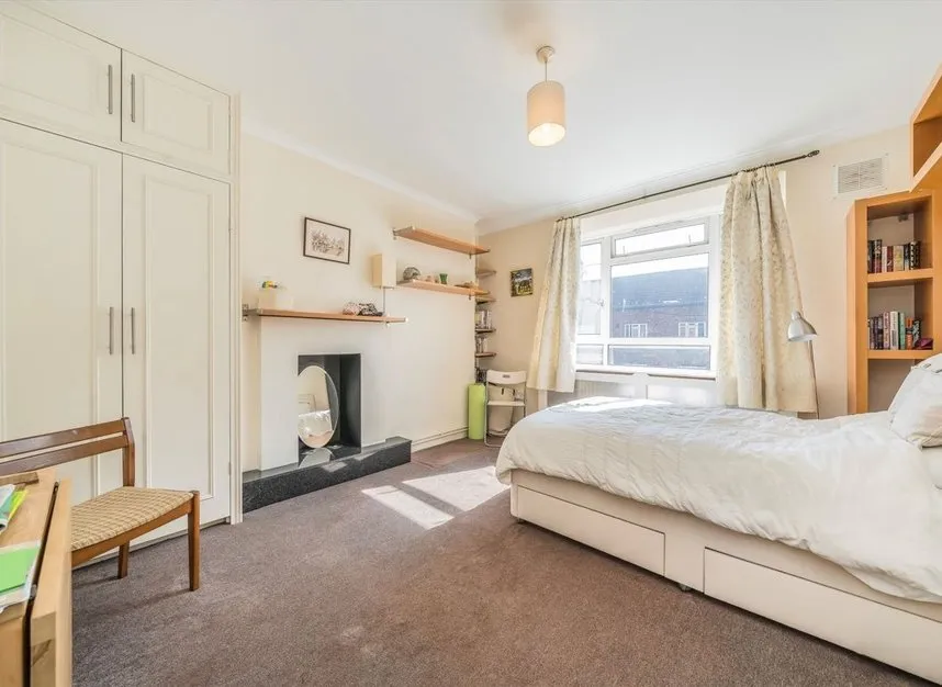 White City Estate, Shepherds Bush, W12, photo 3