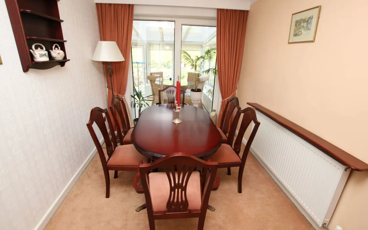 Copperas Close, Millhouse Green, photo 8