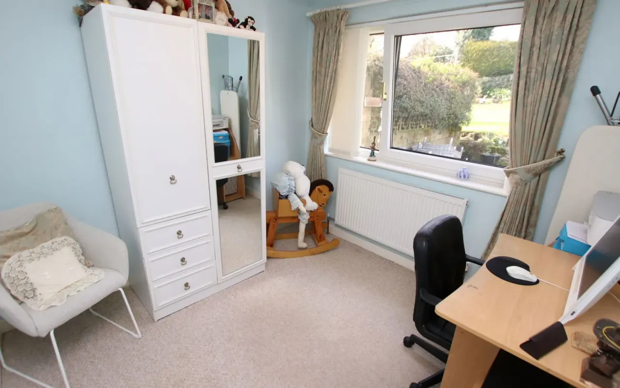 Copperas Close, Millhouse Green, photo 12