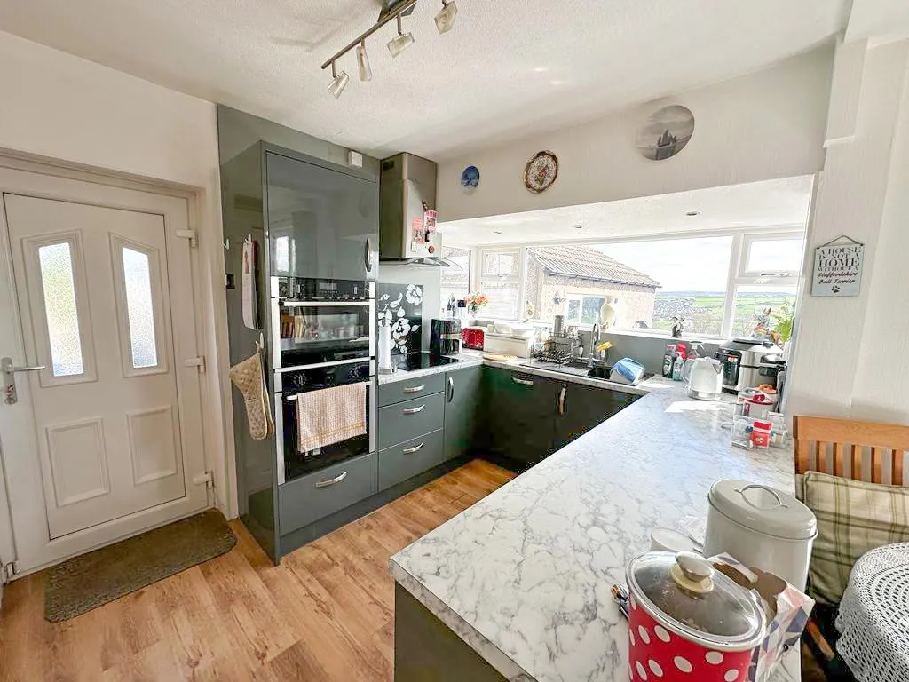 Braithwaite Edge Road, Keighley, BD22 6RA, photo 5