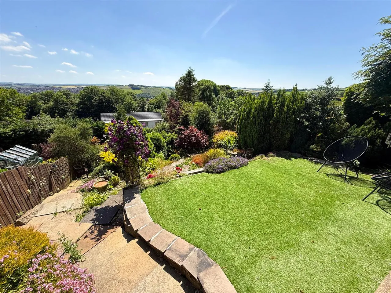 Braithwaite Edge Road, Keighley, BD22 6RA, photo 2