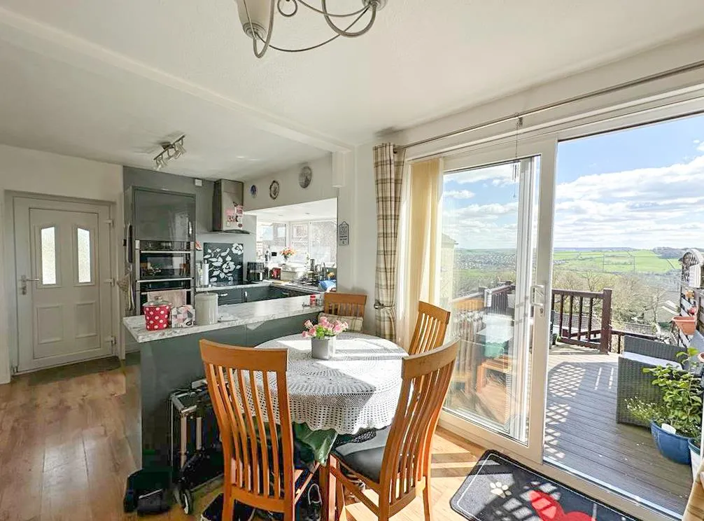 Braithwaite Edge Road, Keighley, BD22 6RA, photo 6