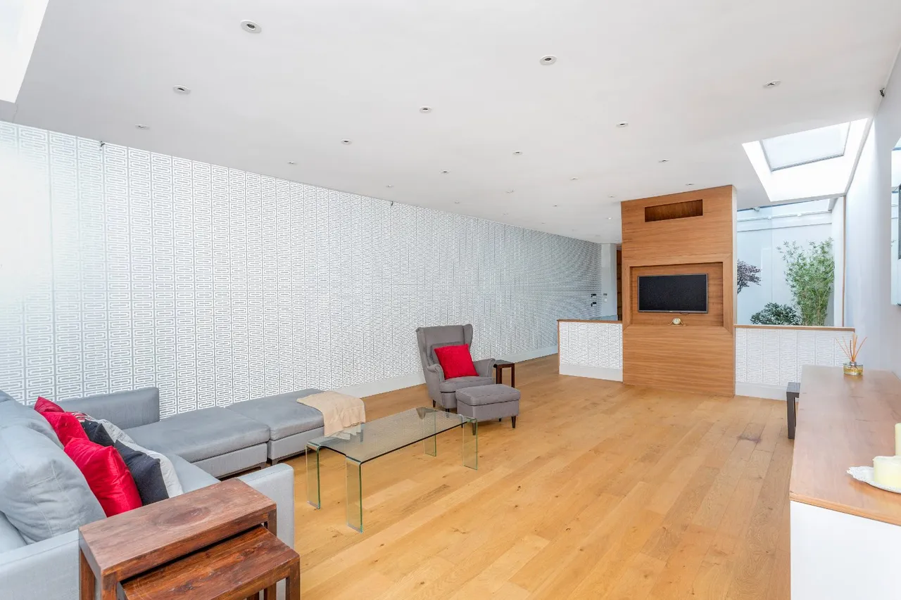 Horseferry Road, Westminster, SW1P, photo 5