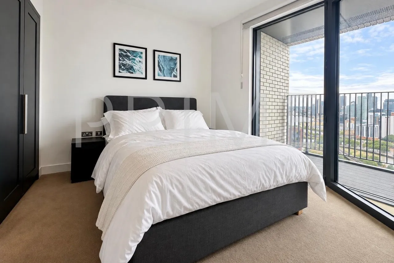 Corson House, City Island, E14, photo 6