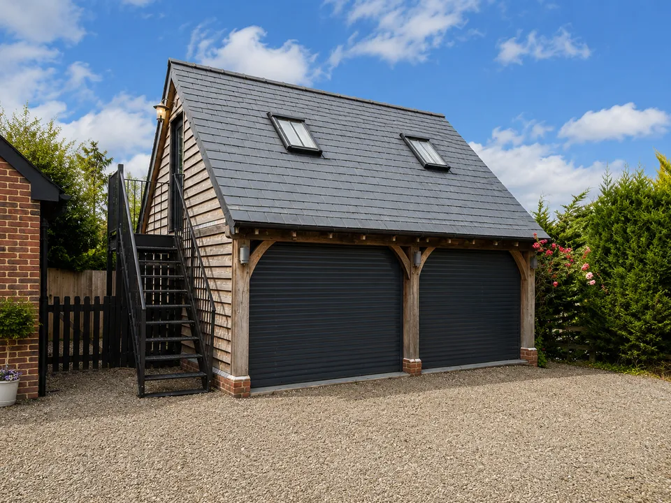 Detached Home with Double Garage, Rose Meadow, Marden, photo 60