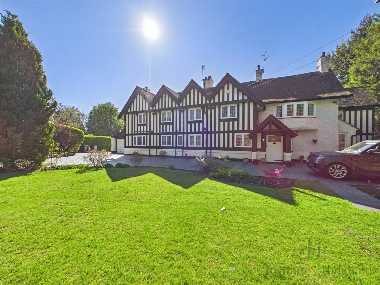 Adlington Road, Wilmslow, Cheshire, SK9 2BN, photo 35