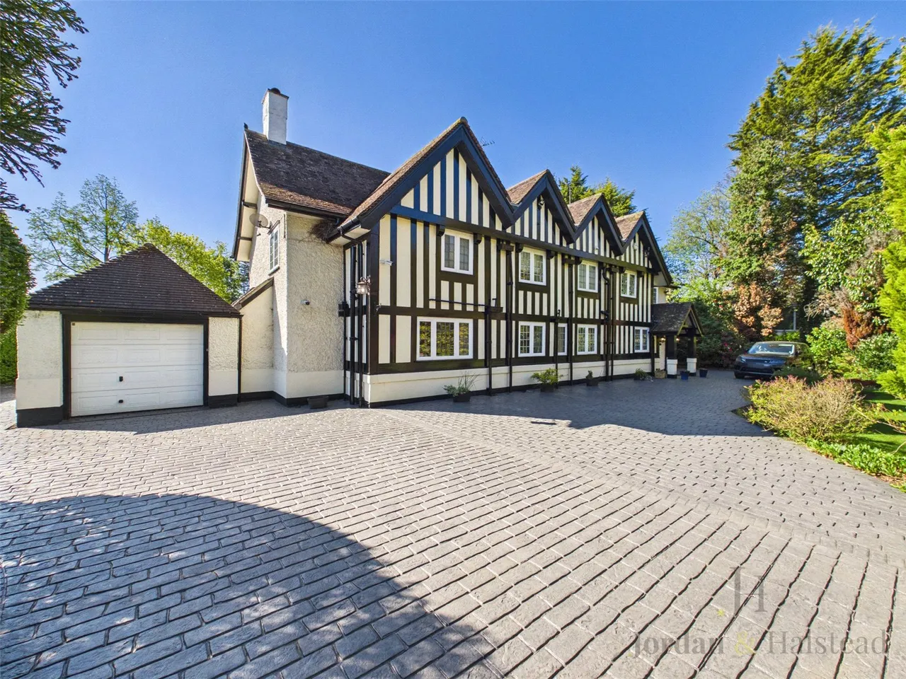 5 bed house to rent — Adlington Road, Wilmslow, Cheshire, SK9 2BN