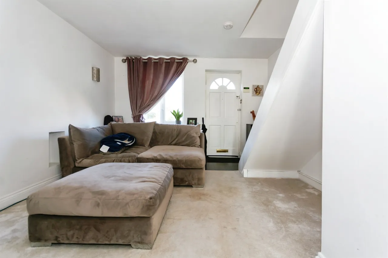 Raddlebarn Farm Drive, Birmingham, B29, photo 3