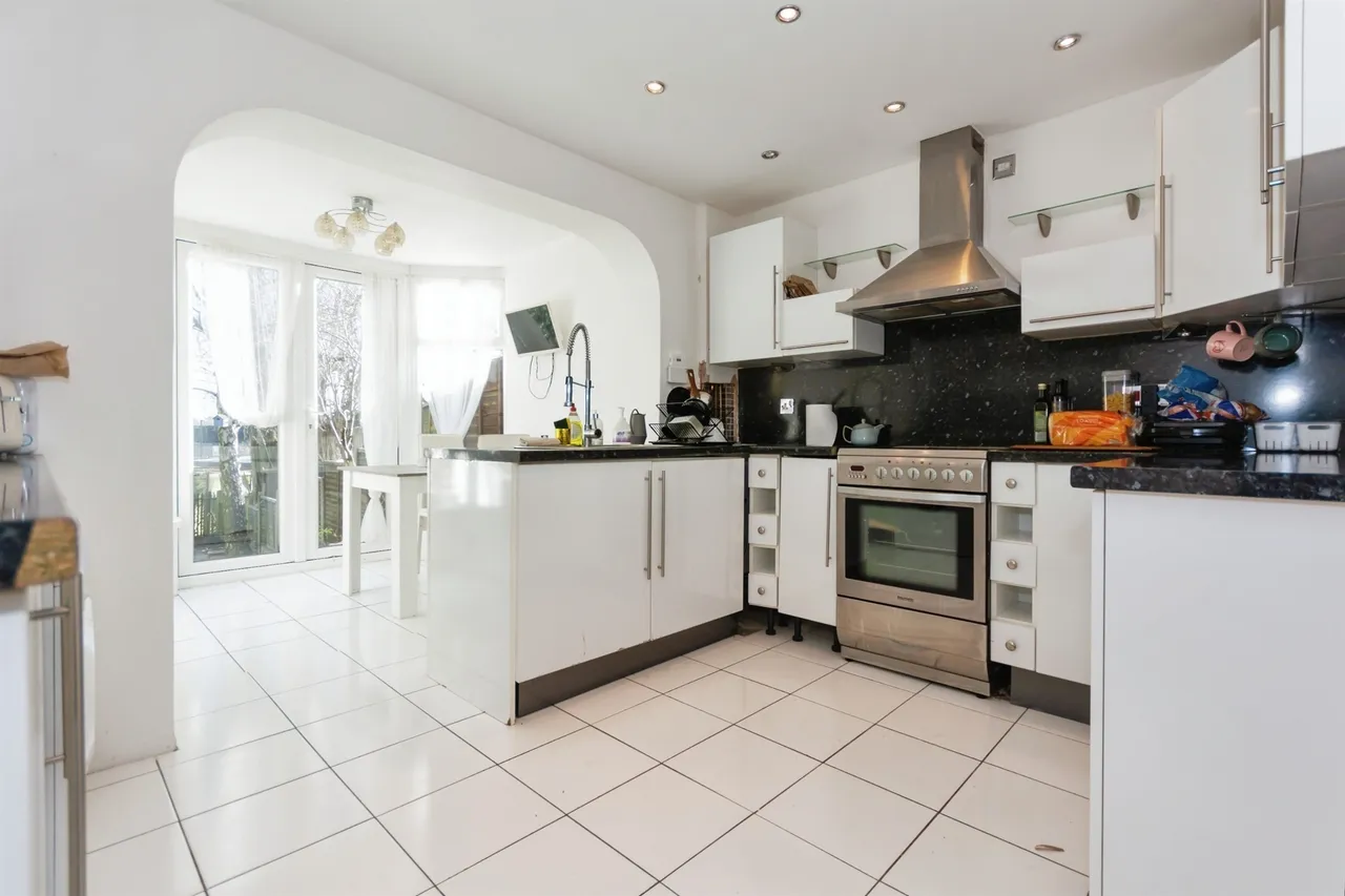 Raddlebarn Farm Drive, Birmingham, B29, photo 9