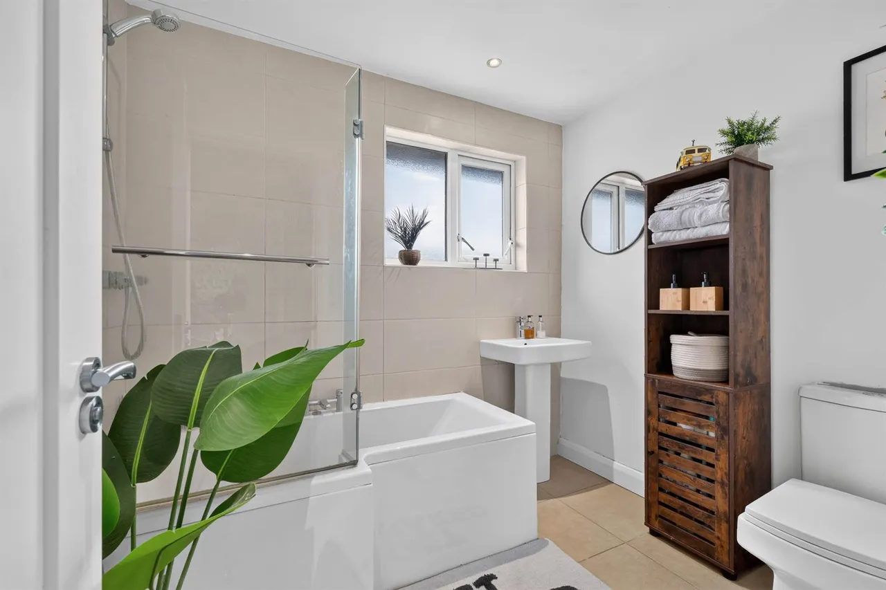 East Mount, Newtownards, BT23, photo 15