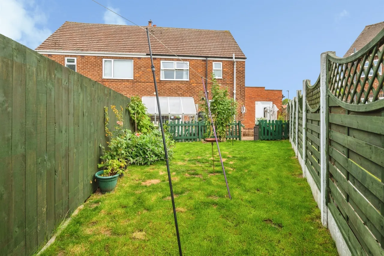 South Side Villas, Ottringham, HU12, photo 16