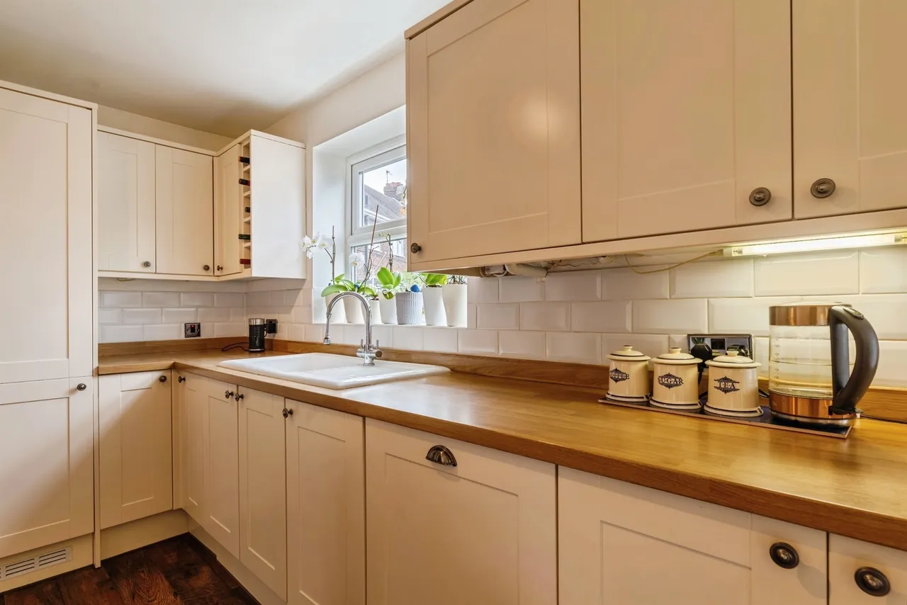 South Side Villas, Ottringham, HU12, photo 5